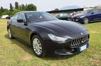 MASERATI Ghibli Elettrica/Benzina 2021 usata, Napoli