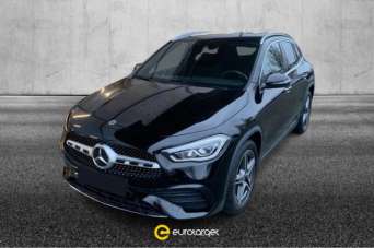 MERCEDES-BENZ GLA 200 Diesel 2022 usata