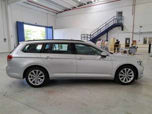 VOLKSWAGEN Passat Variant Diesel 2020 usata