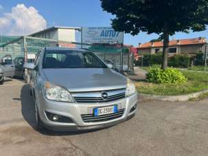 OPEL Astra Benzina 2007 usata, Milano