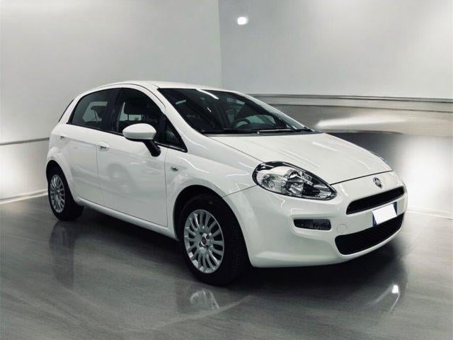 FIAT Punto Benzina 2014 usata, Torino foto