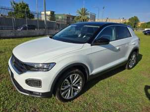 VOLKSWAGEN T-Roc Benzina 2019 usata, Napoli