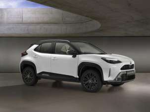 TOYOTA Yaris Cross Elettrica/Benzina 2024 usata