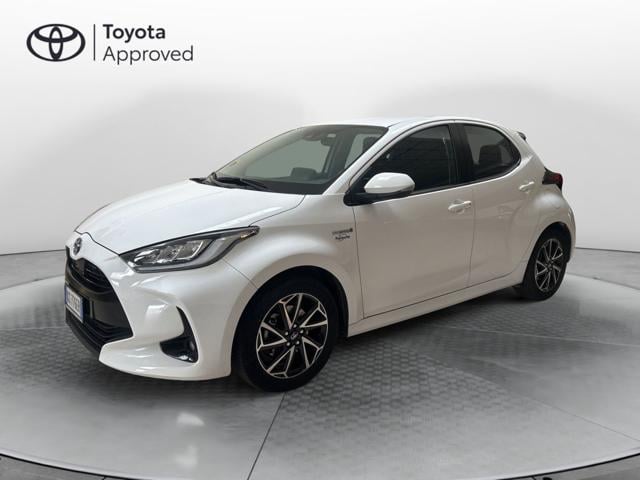 TOYOTA Yaris Elettrica/Benzina 2020 usata foto