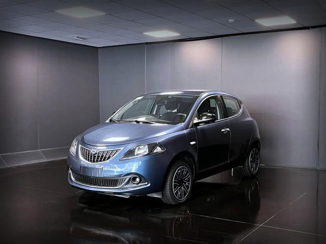 LANCIA Ypsilon Elettrica/Benzina 2022 usata, Belluno foto