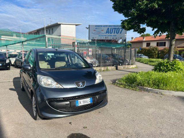 PEUGEOT 107 Benzina 2007 usata, Milano foto