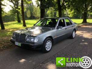 MERCEDES-BENZ 200 Benzina 1991 usata