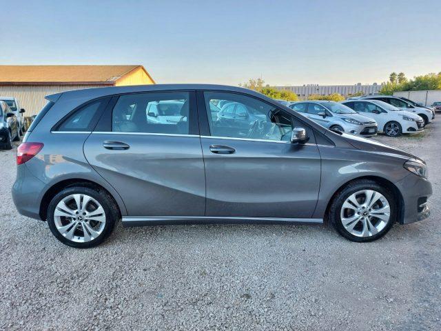 MERCEDES-BENZ B 180 Diesel 2017 usata, Sassari foto