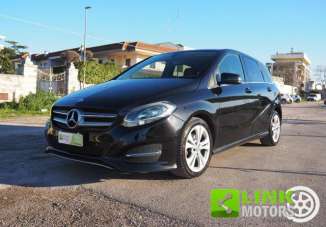 MERCEDES-BENZ B 200 Diesel 2015 usata