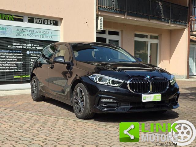 BMW 118 Benzina 2021 usata, Pavia foto