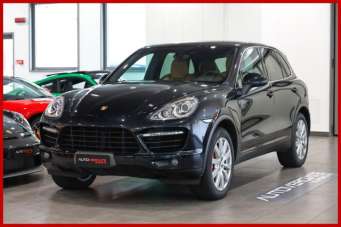 PORSCHE Cayenne Benzina 2011 usata