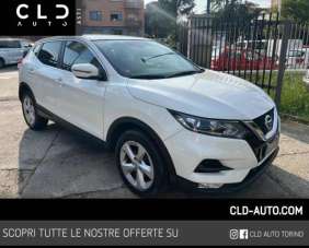 NISSAN Qashqai Benzina 2019 usata