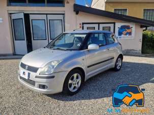 SUZUKI Swift Benzina 2006 usata