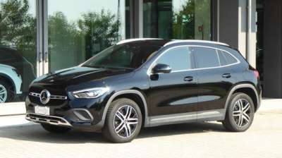 MERCEDES-BENZ GLA 250 Elettrica/Benzina 2020 usata, Reggio Nell'Emilia