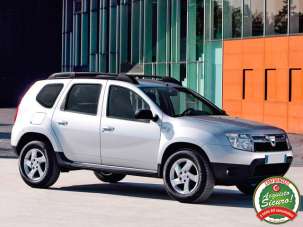 DACIA Duster Benzina 2011 usata, Milano