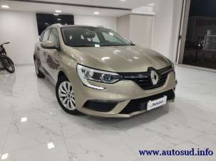 RENAULT Megane Diesel 2019 usata, Taranto