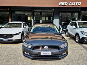 VOLKSWAGEN Passat Variant Diesel 2016 usata