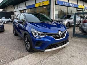 RENAULT Captur Benzina 2023 usata, Varese