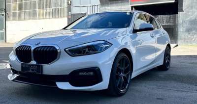 BMW 118 Benzina 2021 usata