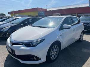 TOYOTA Auris Elettrica/Benzina 2017 usata, Udine