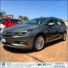 OPEL Astra Diesel 2019 usata