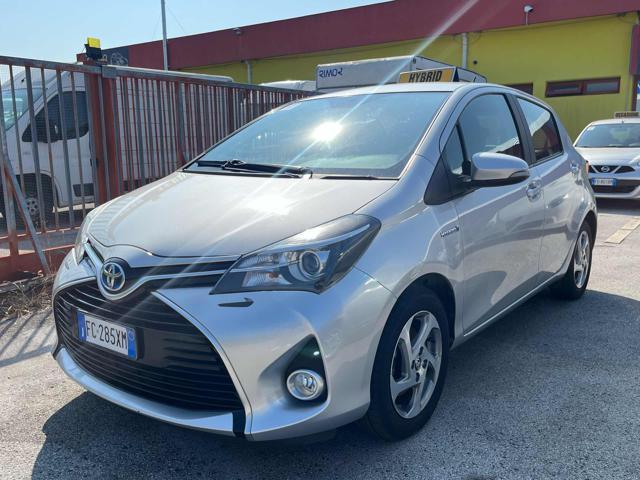 TOYOTA Yaris Elettrica/Benzina 2016 usata, Udine foto