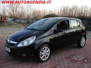 OPEL Corsa Benzina/GPL 2010 usata