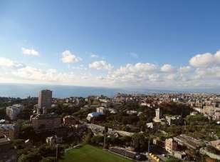 Vendita Pentavani, Genova