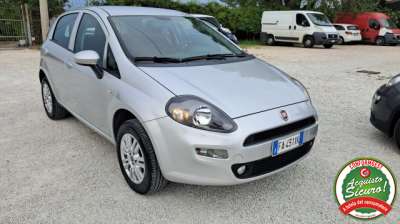 FIAT Punto Benzina/Metano 2015 usata