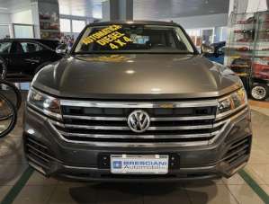 VOLKSWAGEN Touareg Diesel 2018 usata, Bergamo