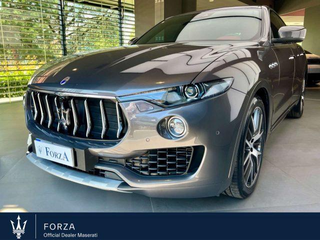 MASERATI Levante Benzina 2017 usata, Torino foto