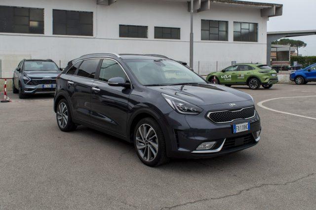 KIA Niro Elettrica/Benzina 2019 usata, Latina foto