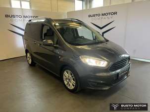 FORD Tourneo Courier Benzina 2017 usata, Varese