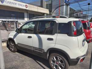 FIAT Panda Cross Elettrica/Benzina 2024 usata