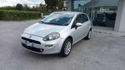 FIAT Punto Benzina/Metano 2013 usata, Macerata