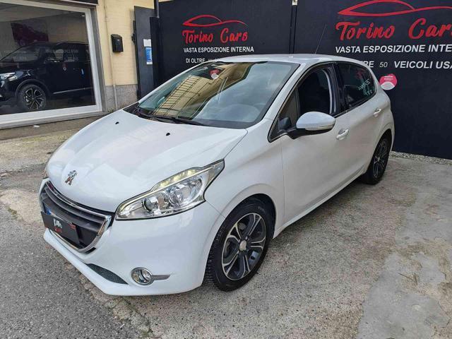 PEUGEOT 208 Benzina 2014 usata foto