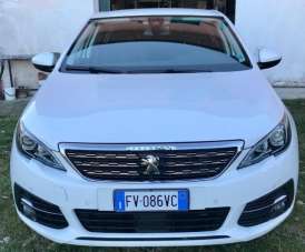 PEUGEOT 308 Diesel 2019 usata, Milano