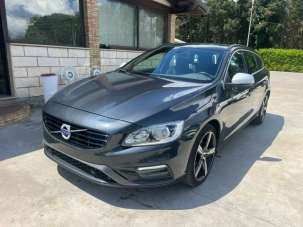 VOLVO V60 Diesel 2017 usata