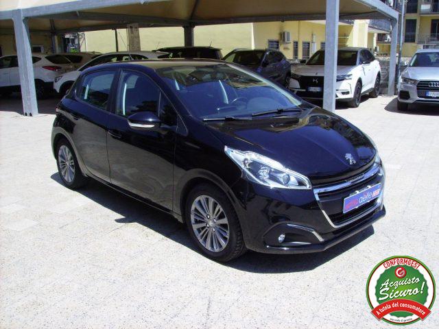 PEUGEOT 208 Diesel 2017 usata, Catania foto