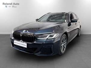 BMW 520 Elettrica/Diesel 2023 usata