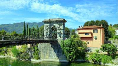 Vendita vendita, Bagni di Lucca