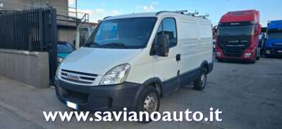 IVECO DAILY  35S10 FURGONE Diesel 2007 usata, Napoli