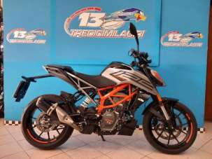 KTM 125 Duke Benzina 2021 usata, Pavia