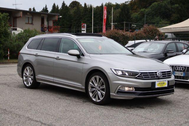 VOLKSWAGEN Passat Variant Diesel 2016 usata foto