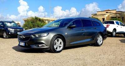 OPEL Insignia Diesel 2019 usata