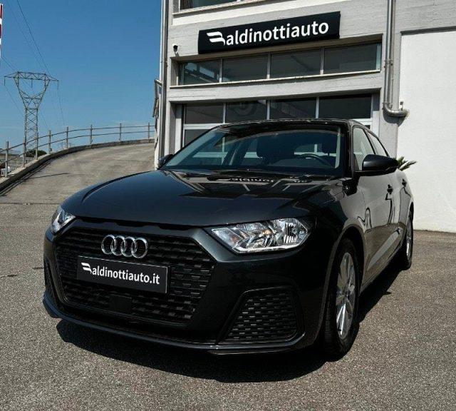 AUDI A1 Benzina 2021 usata foto