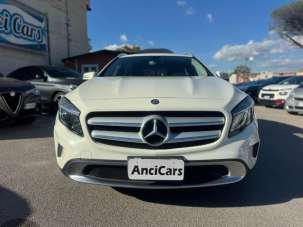 MERCEDES-BENZ GLA 200 Diesel 2015 usata, Napoli