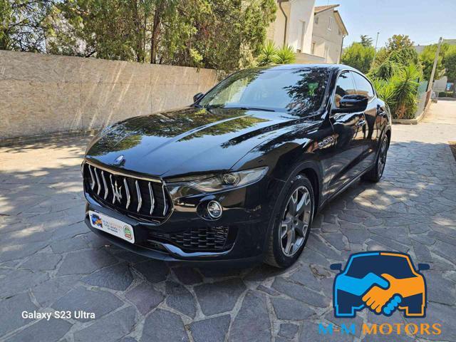 MASERATI Levante Diesel 2017 usata foto