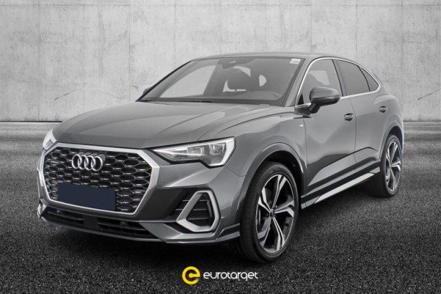 AUDI Q3 Benzina 2022 usata foto