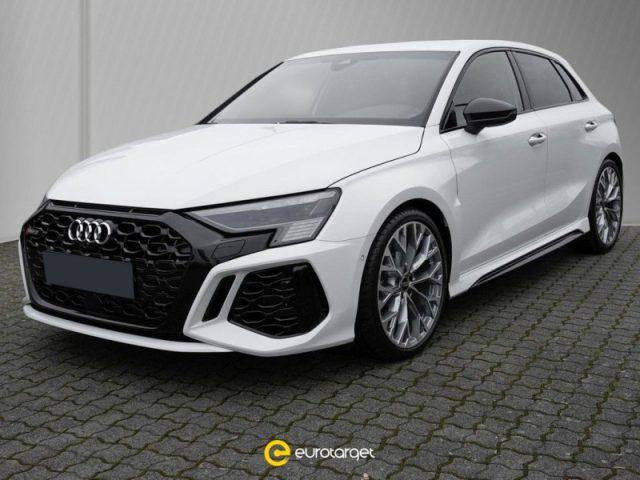 AUDI RS Benzina 2023 usata foto